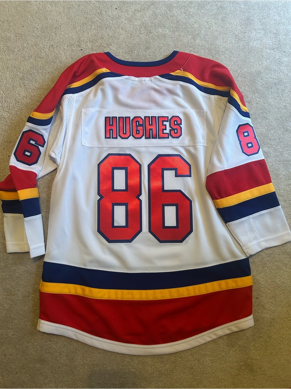 New Jersey Devils NHL Jack Hughes Hockey Jersey Sz Youth L/XL white retro USA